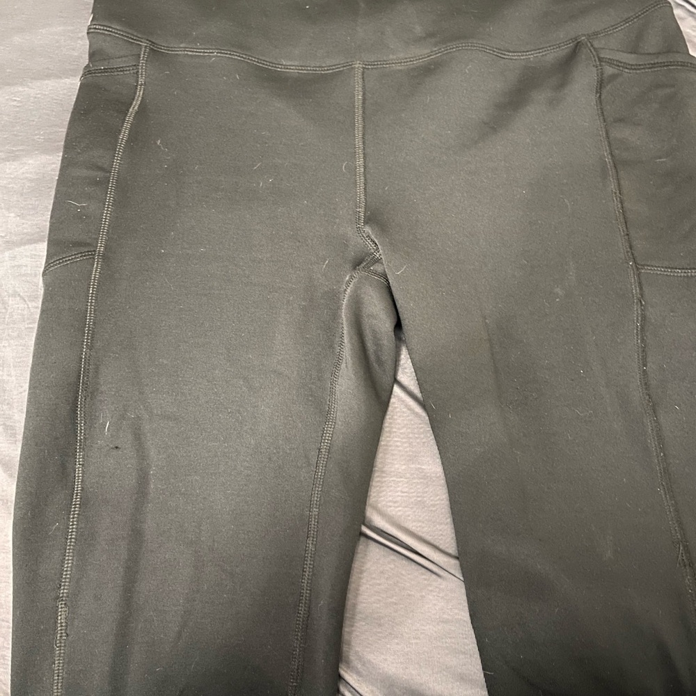 Spyder Women's black yoga pants